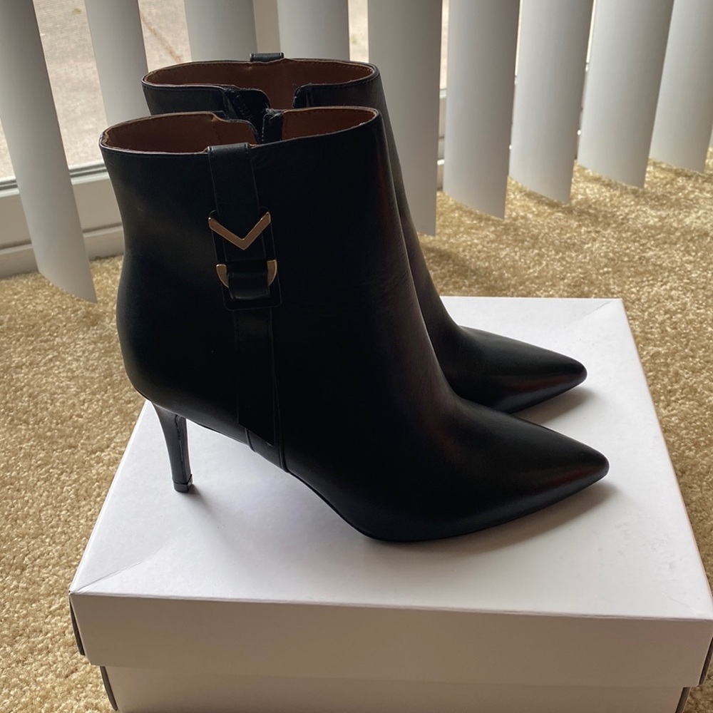 Calvin Klein Grace Cow Silk booties